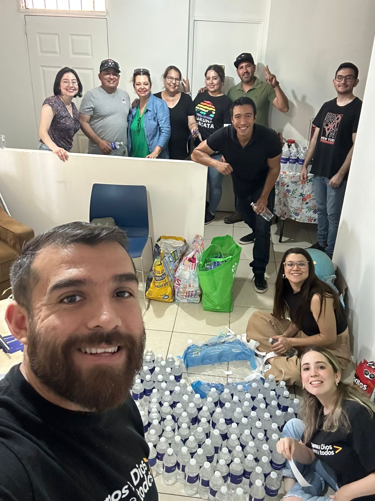 Equipo de voluntarios FAYS